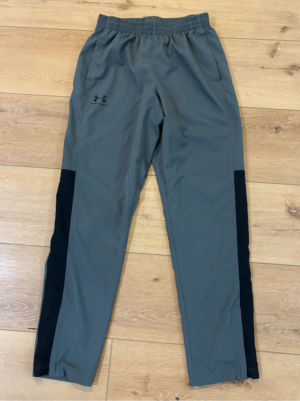 Men’s Under Armour Vital Swishy Pants Medium